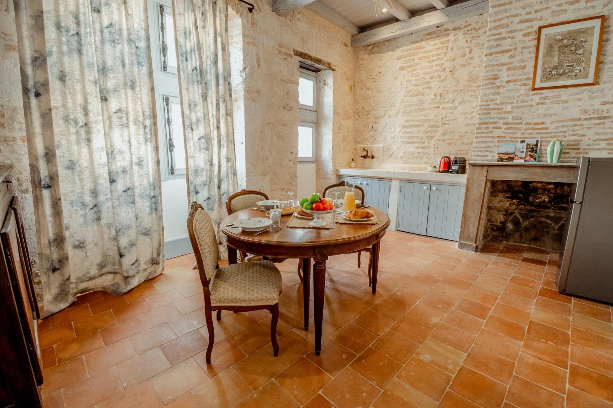 La Chambre Bleue Lauzerte Ngoại thất bức ảnh